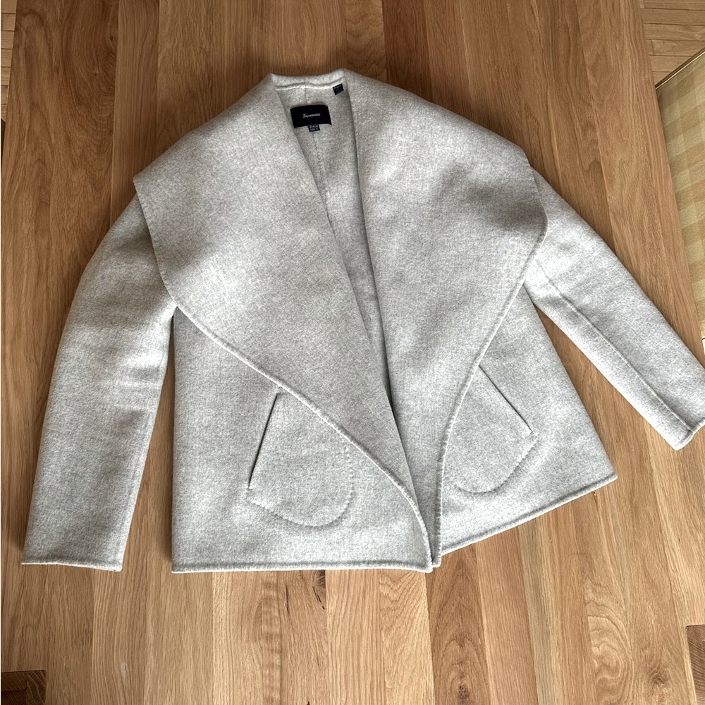Faconnable women’s 100% wool wide collar jacket size 10